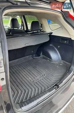 Позашляховик / Кросовер Honda CR-V 2015 в 
