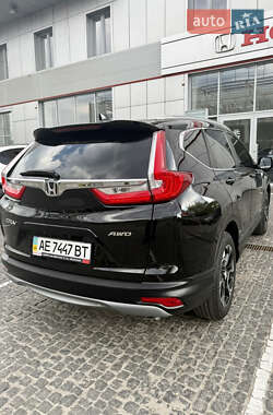 Внедорожник / Кроссовер Honda CR-V 2018 в 