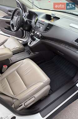 Позашляховик / Кросовер Honda CR-V 2013 в 