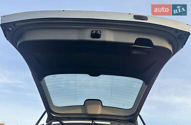 Позашляховик / Кросовер Honda CR-V 2012 в 