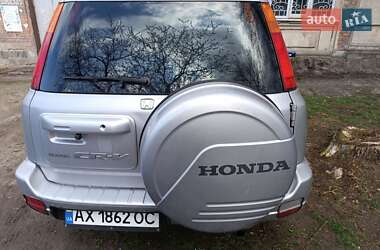 Позашляховик / Кросовер Honda CR-V 2001 в 