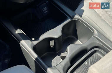 Внедорожник / Кроссовер Honda CR-V 2019 в 