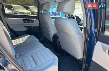 Внедорожник / Кроссовер Honda CR-V 2019 в 