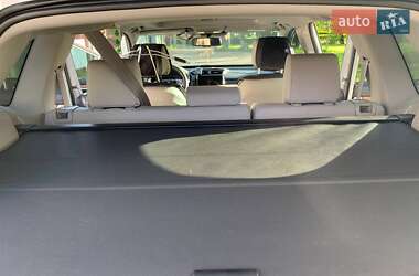 Позашляховик / Кросовер Honda CR-V 2022 в 