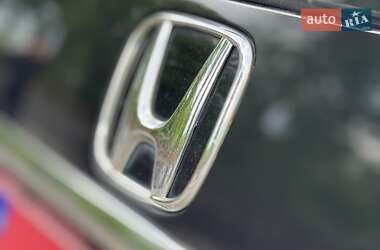 Внедорожник / Кроссовер Honda CR-V 2015 в 