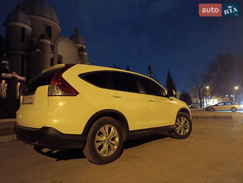 Позашляховик / Кросовер Honda CR-V 2013 в Новояворівську