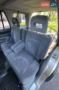 Внедорожник / Кроссовер Honda CR-V 2001 в 