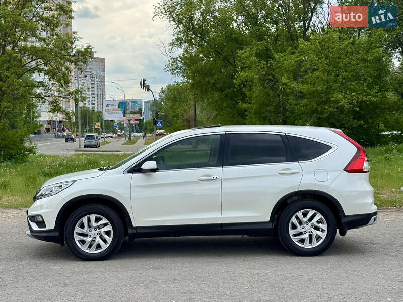 Позашляховик / Кросовер Honda CR-V 2015 в Києві