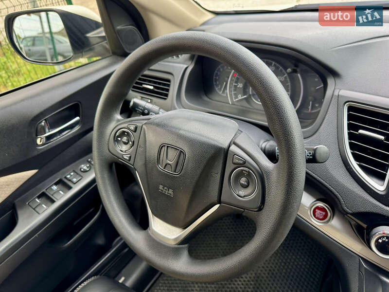 Позашляховик / Кросовер Honda CR-V 2015 в Києві