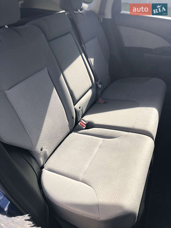 Внедорожник / Кроссовер Honda CR-V 2016 в Буске