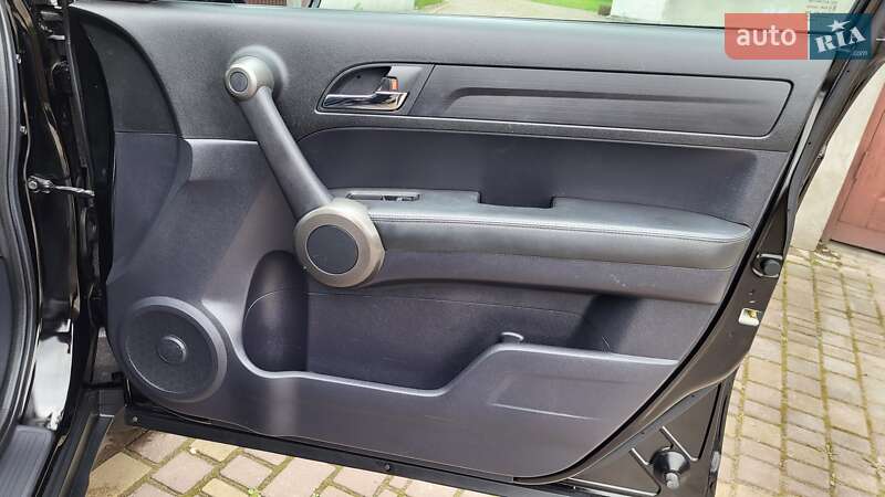 Внедорожник / Кроссовер Honda CR-V 2010 в Радивилове