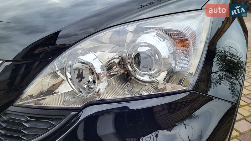 Внедорожник / Кроссовер Honda CR-V 2010 в Радивилове