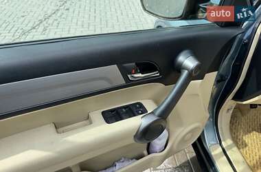 Позашляховик / Кросовер Honda CR-V 2011 в 