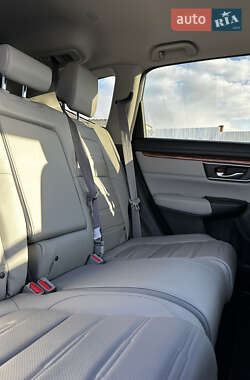 Позашляховик / Кросовер Honda CR-V 2021 в 