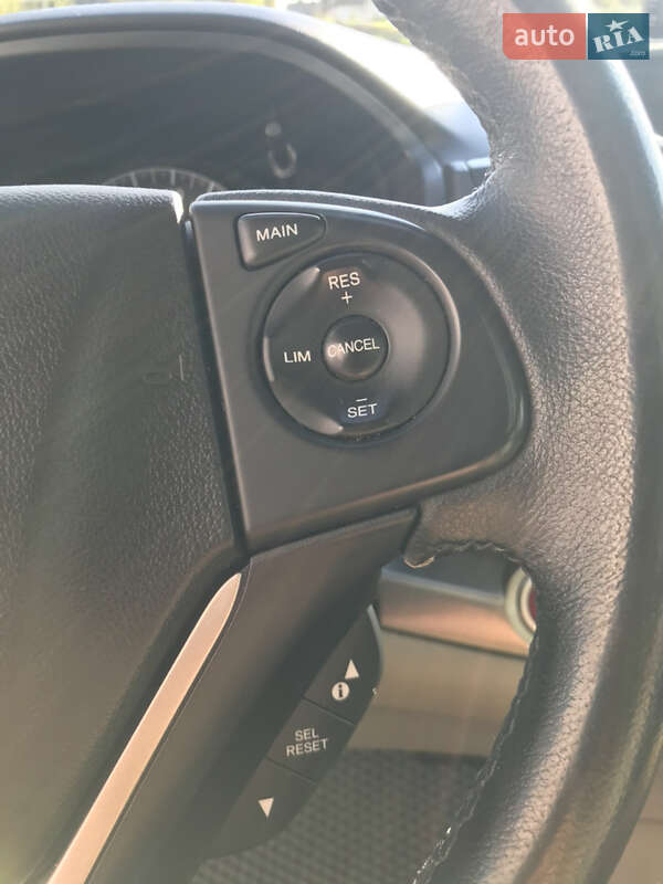 Позашляховик / Кросовер Honda CR-V 2014 в Львові