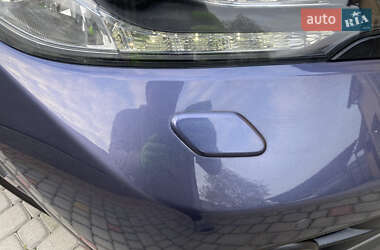 Позашляховик / Кросовер Honda CR-V 2013 в 