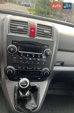 Позашляховик / Кросовер Honda CR-V 2007 в 