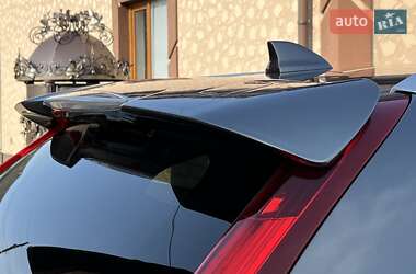 Внедорожник / Кроссовер Honda CR-V 2013 в 