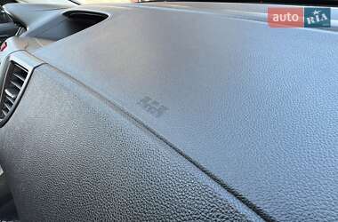 Внедорожник / Кроссовер Honda CR-V 2013 в 