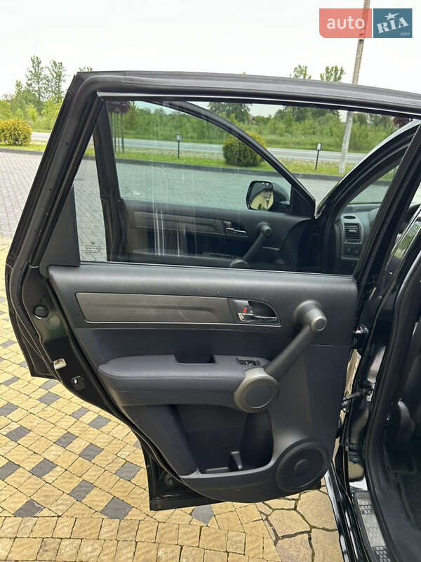 Позашляховик / Кросовер Honda CR-V 2011 в Коломиї