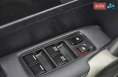 Внедорожник / Кроссовер Honda CR-V 2012 в 