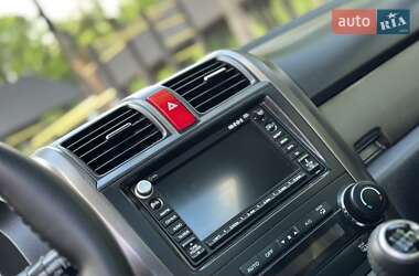 Позашляховик / Кросовер Honda CR-V 2011 в 