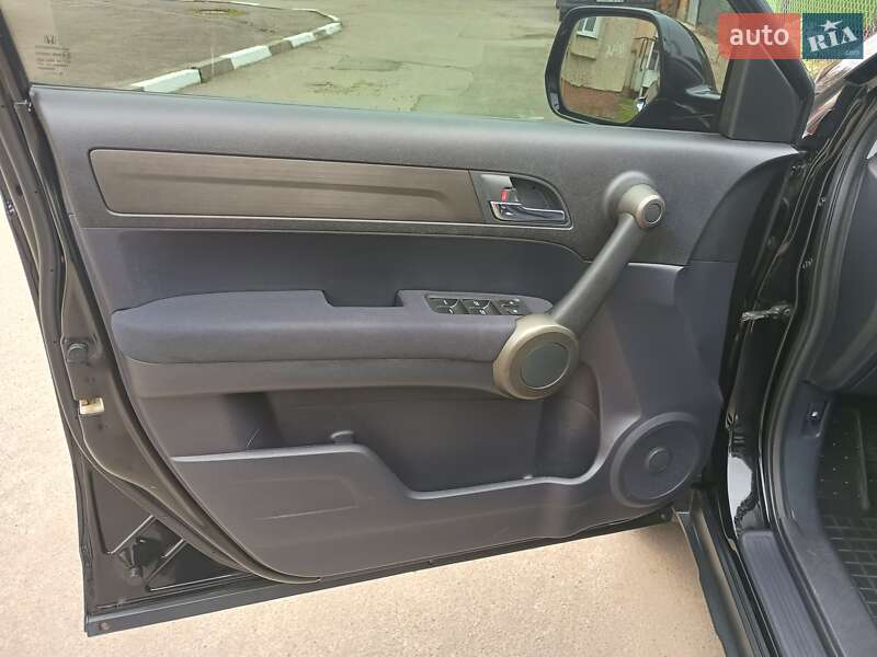 Позашляховик / Кросовер Honda CR-V 2010 в Стрию