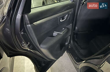 Позашляховик / Кросовер Honda CR-V 2017 в 