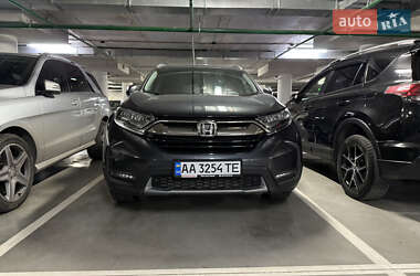 Позашляховик / Кросовер Honda CR-V 2017 в 