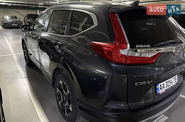 Позашляховик / Кросовер Honda CR-V 2017 в 