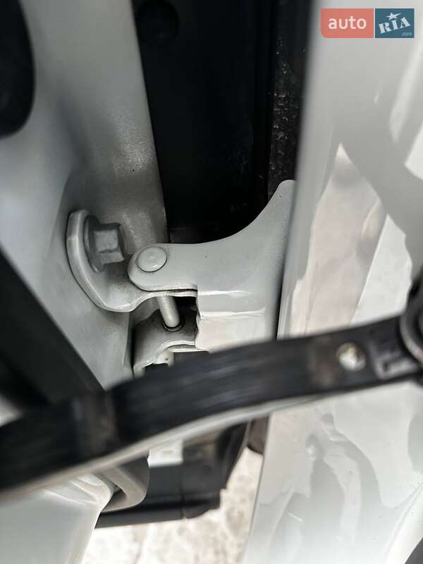 Внедорожник / Кроссовер Honda CR-V 2020 в Макарове