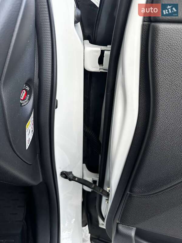 Внедорожник / Кроссовер Honda CR-V 2020 в Макарове