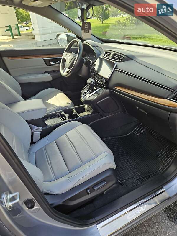 Позашляховик / Кросовер Honda CR-V 2021 в Києві