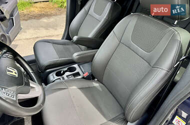 Позашляховик / Кросовер Honda CR-V 2008 в 