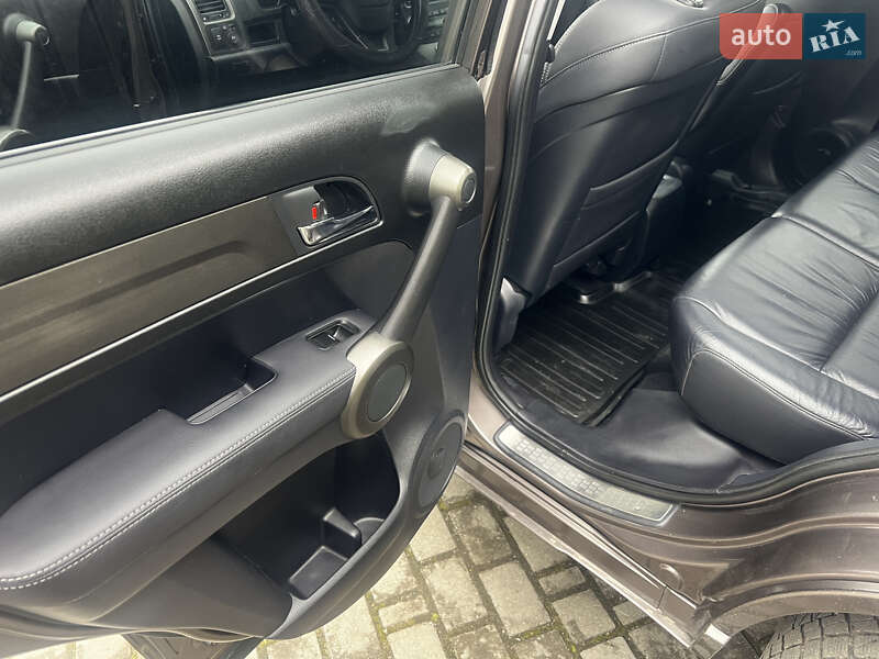 Внедорожник / Кроссовер Honda CR-V 2011 в Самборе