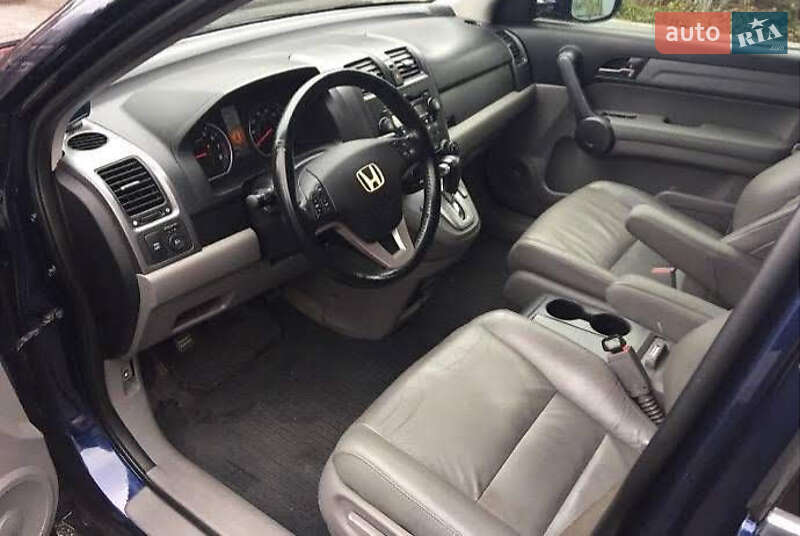 Внедорожник / Кроссовер Honda CR-V 2008 в Кременчуге