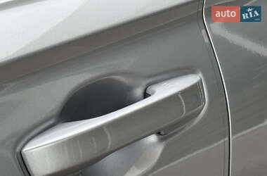 Внедорожник / Кроссовер Honda CR-V 2023 в 
