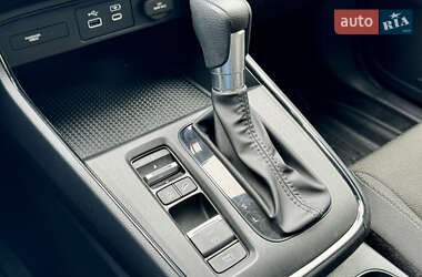 Внедорожник / Кроссовер Honda CR-V 2023 в 