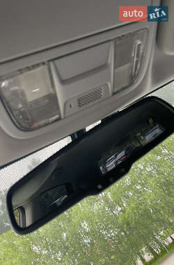 Позашляховик / Кросовер Honda CR-V 2010 в 