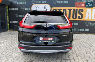 Позашляховик / Кросовер Honda CR-V 2017 в 