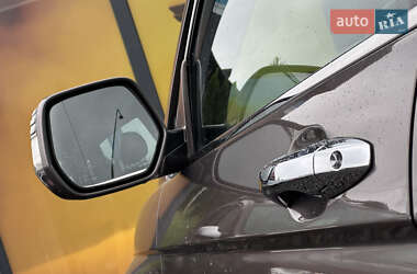 Внедорожник / Кроссовер Honda CR-V 2011 в 