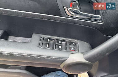 Позашляховик / Кросовер Honda CR-V 2011 в 
