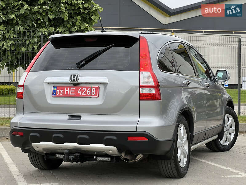 Позашляховик / Кросовер Honda CR-V 2007 в Радивиліві