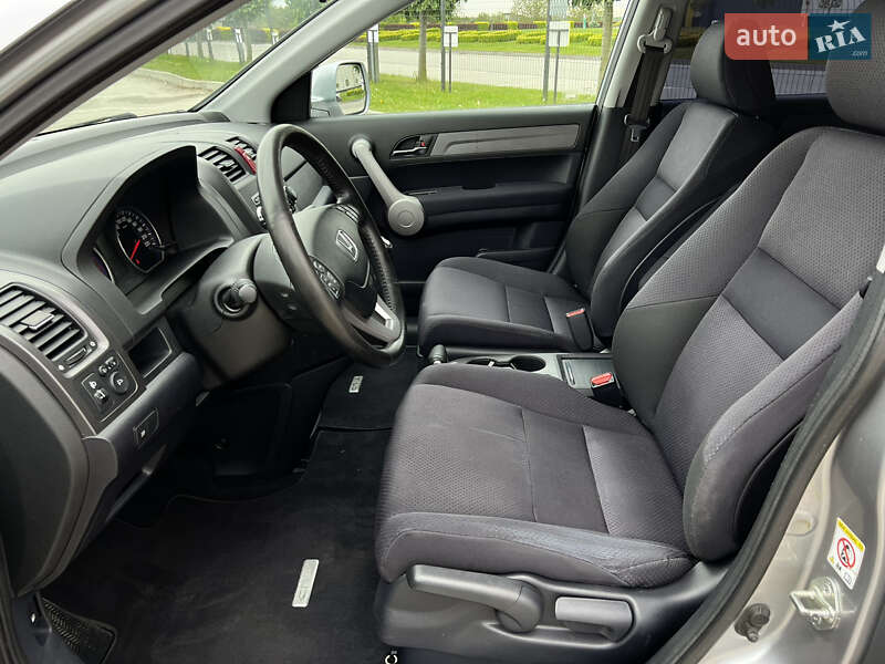 Позашляховик / Кросовер Honda CR-V 2007 в Радивиліві