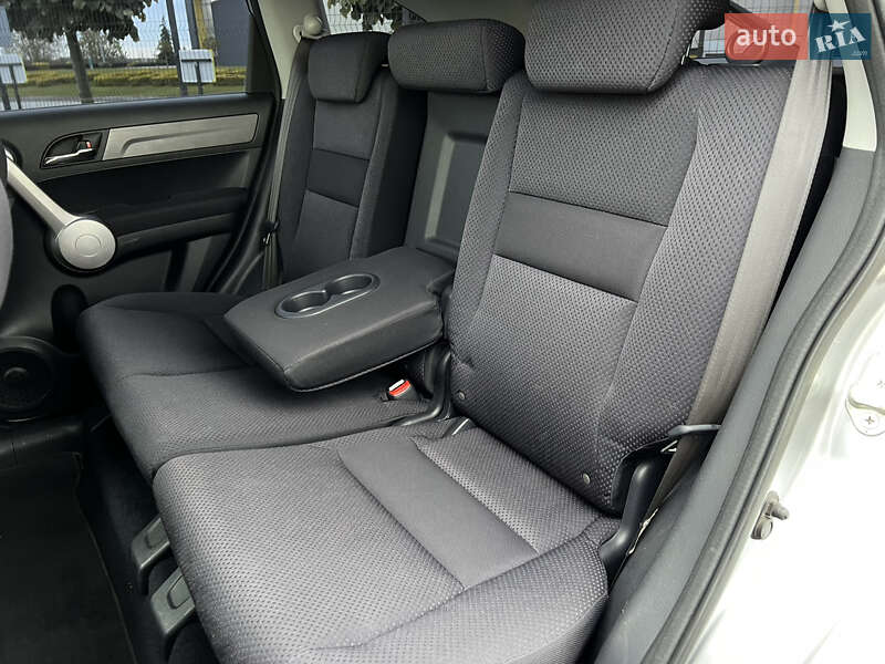 Позашляховик / Кросовер Honda CR-V 2007 в Радивиліві