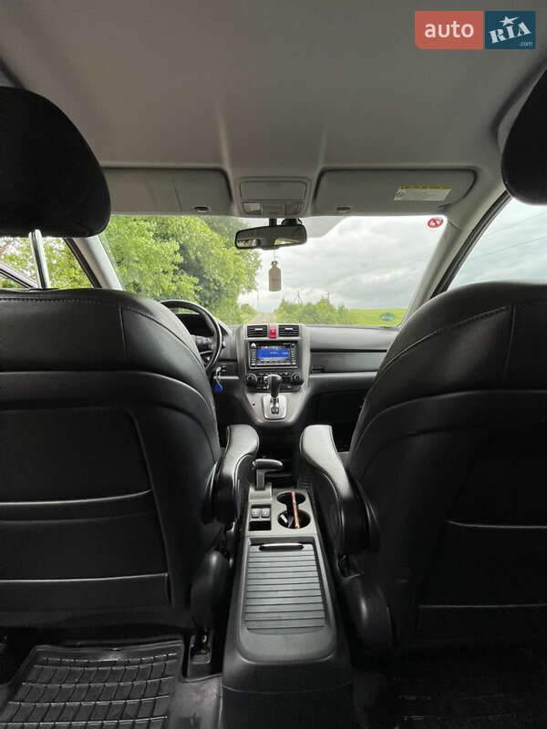 Внедорожник / Кроссовер Honda CR-V 2011 в Тернополе