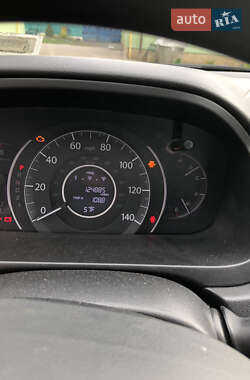 Позашляховик / Кросовер Honda CR-V 2012 в 