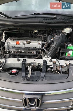 Позашляховик / Кросовер Honda CR-V 2012 в 