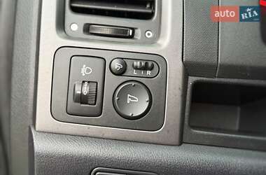 Позашляховик / Кросовер Honda CR-V 2007 в 