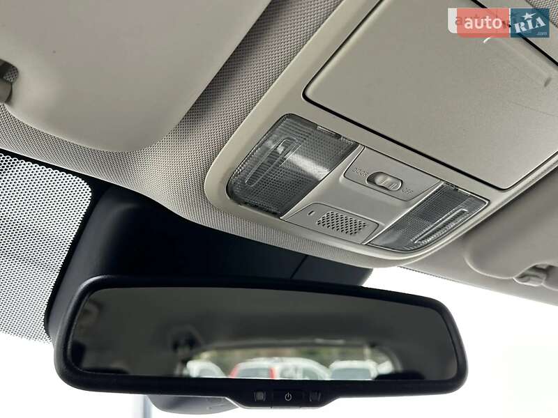 Позашляховик / Кросовер Honda CR-V 2013 в Чернівцях